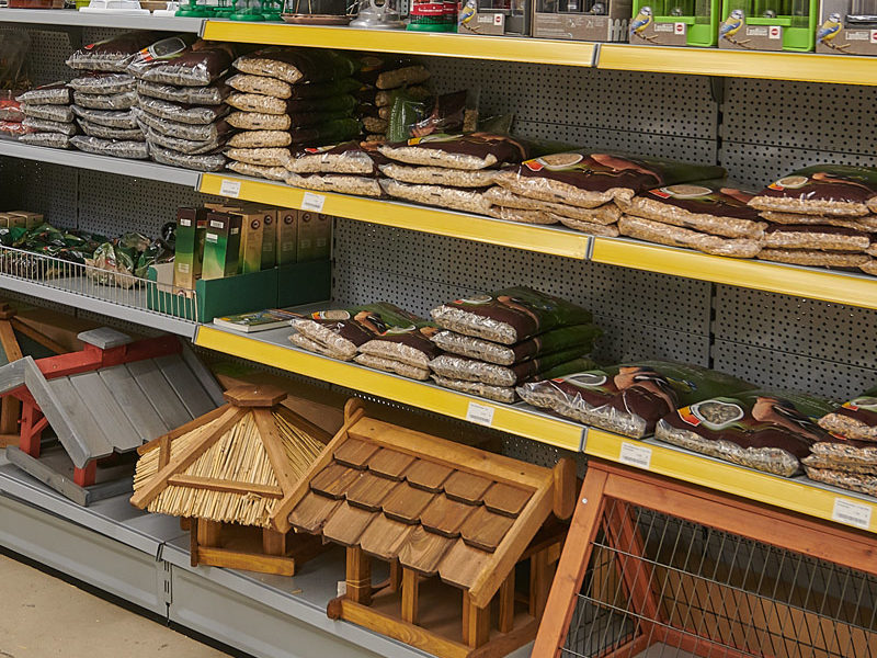 Nistkästen und Brutstätten im Angebot