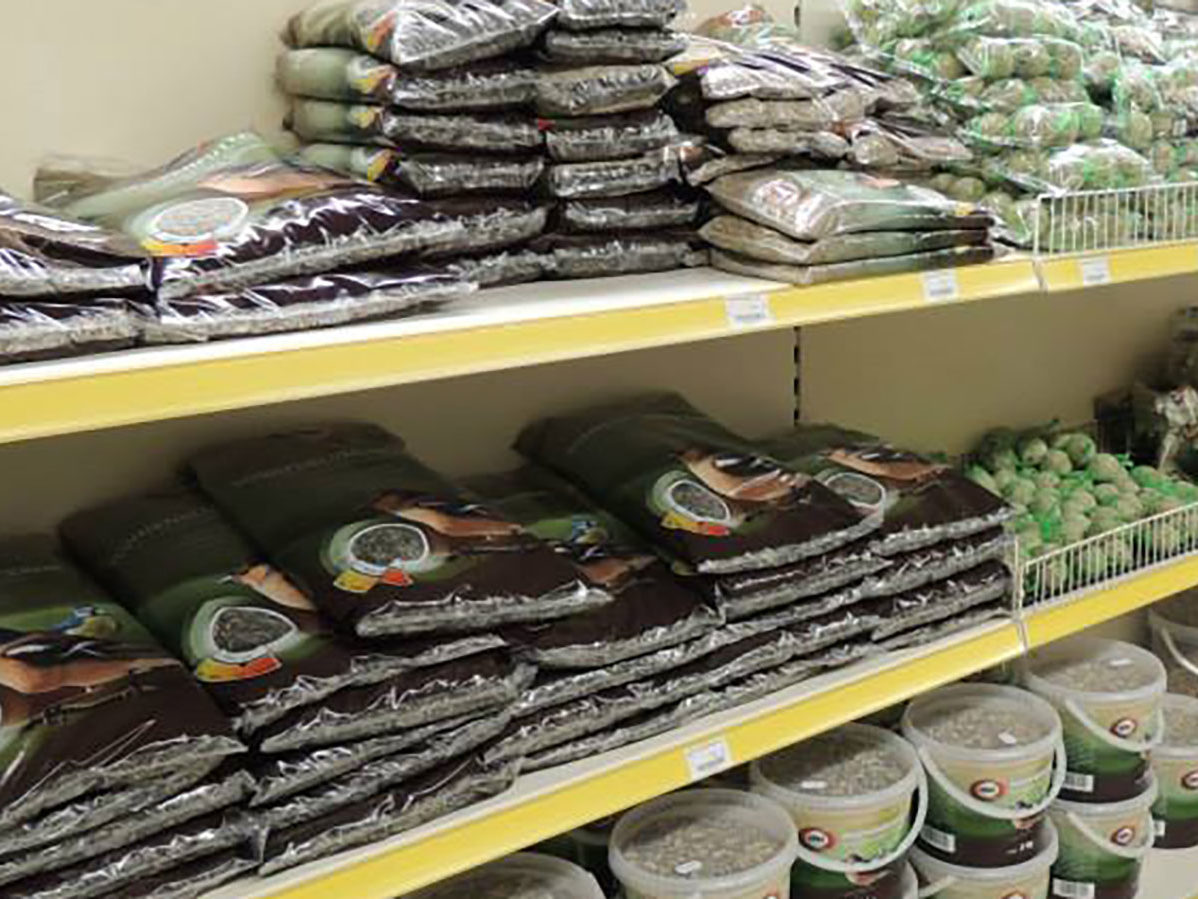 Vogelfutter in grossen Mengen