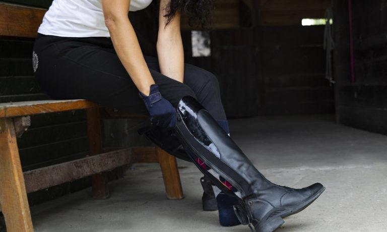 Ihr Pegels Landmarkt verfügt über eine grosse Reitsportabteilung Reitbekleidung bei Ihr Pegels Landmarkt